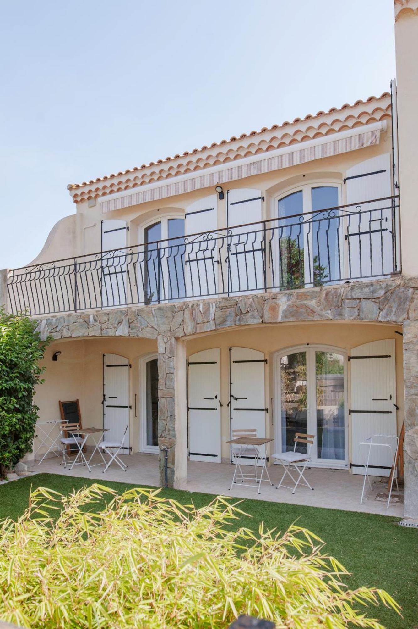 Le Solaret Famille Villa Sete Exterior photo